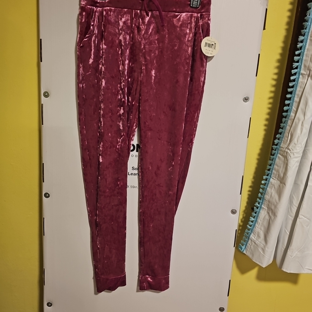 NWT Girls Size XL(14/16) Colorful Planet Pink Velour Joggers Comfy Pants